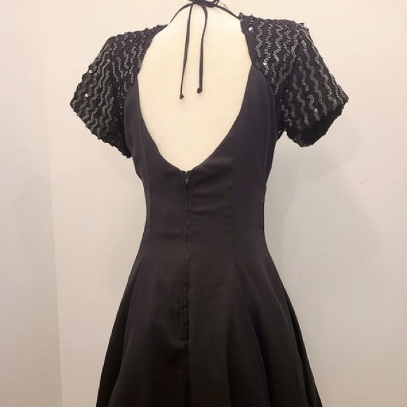 Vintage By Night’s 1980s Black Sequin Dress - Picture 2 of 4